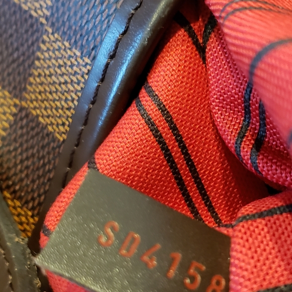 SOLD 💯 Louis Vuitton Neverfull GM - Picture 4 of 12